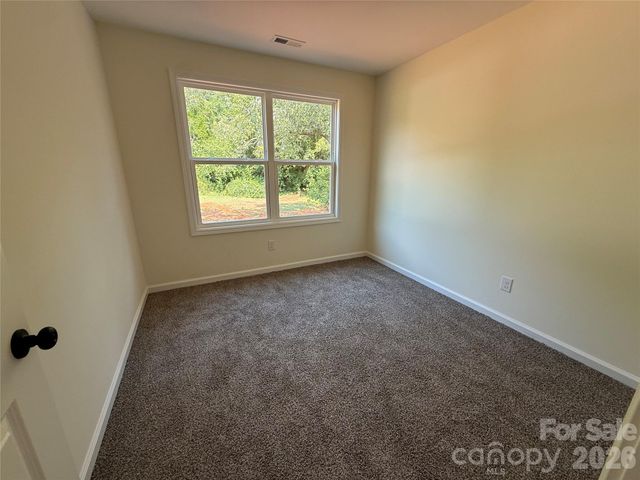 227 S Caldwell Avenue, Newton, NC 28658