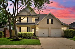 3911 Fallsbrook Court, Sugar Land, TX 77479