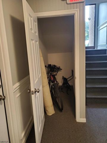 466 Liberty St 104, Little Ferry Boro, NJ 07643