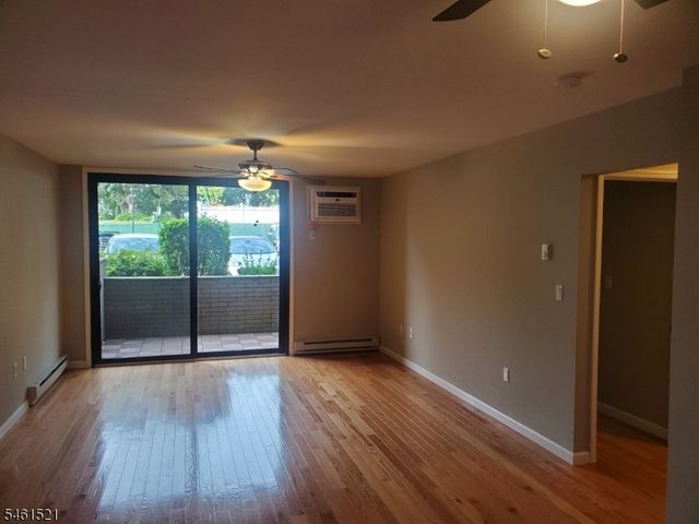 466 Liberty St 104, Little Ferry Boro, NJ 07643
