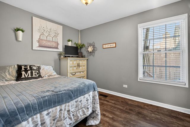 20618 S Driftwood Drive, Frankfort, IL 60423