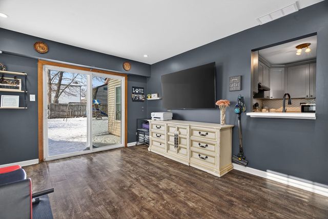 20618 S Driftwood Drive, Frankfort, IL 60423