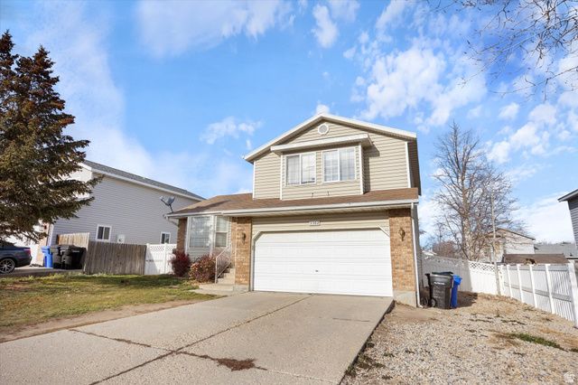 5502 W STARFLOWER WAY, West Jordan, UT 84081