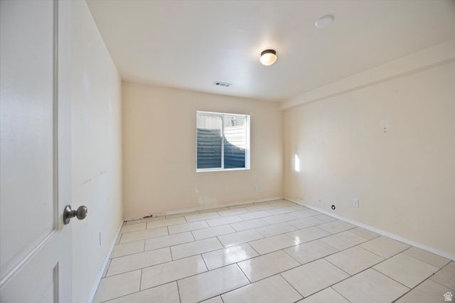 5502 W STARFLOWER WAY, West Jordan, UT 84081