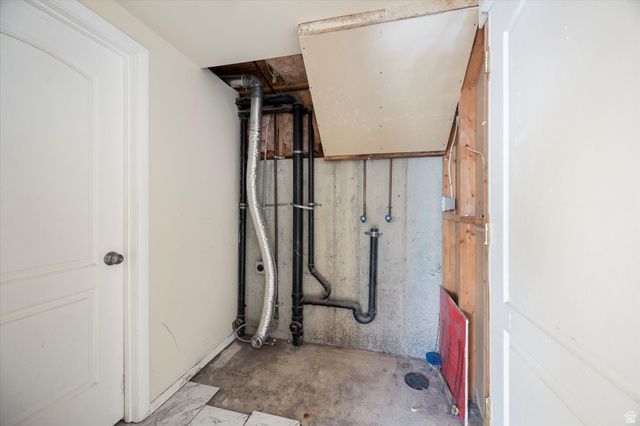 5502 W STARFLOWER WAY, West Jordan, UT 84081