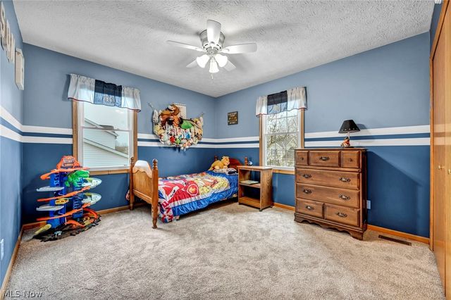 5704 Halwick Drive, Ravenna, OH 44266