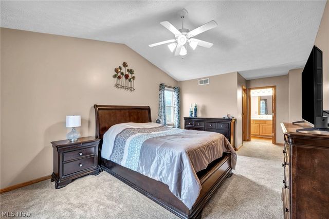 5704 Halwick Drive, Ravenna, OH 44266