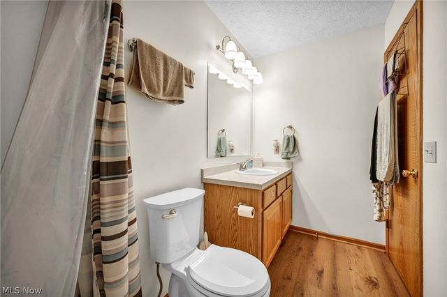 5704 Halwick Drive, Ravenna, OH 44266