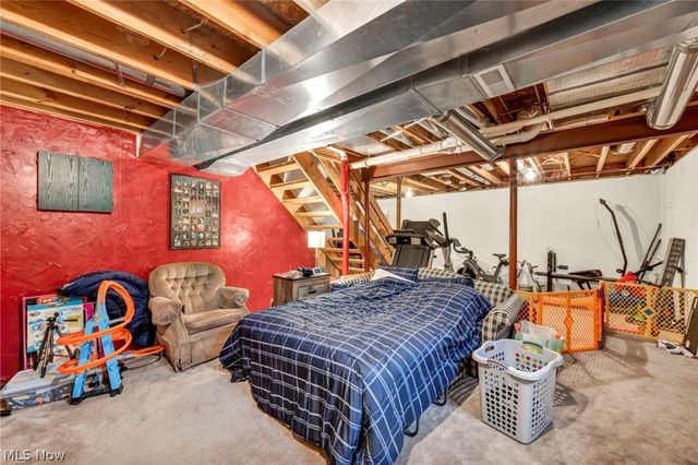 5704 Halwick Drive, Ravenna, OH 44266