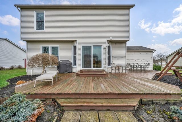 5704 Halwick Drive, Ravenna, OH 44266