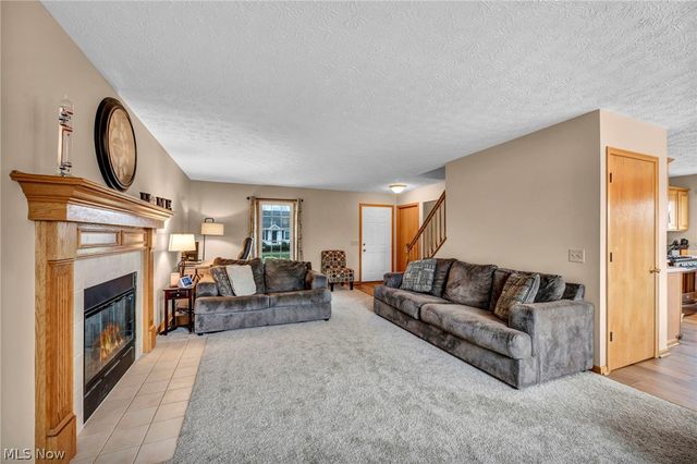 5704 Halwick Drive, Ravenna, OH 44266