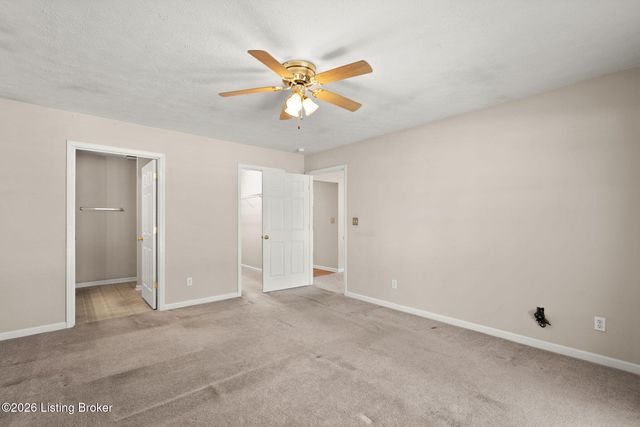 10546 Monticello Forest Cir, Jeffersontown, KY 40299