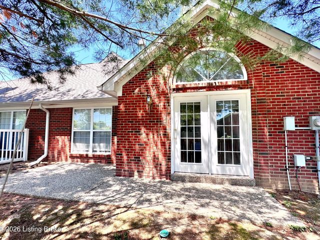 10546 Monticello Forest Cir, Jeffersontown, KY 40299