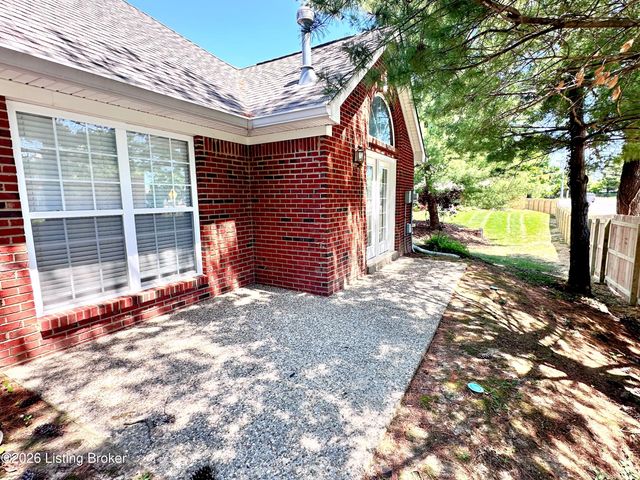 10546 Monticello Forest Cir, Jeffersontown, KY 40299