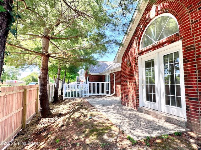 10546 Monticello Forest Cir, Jeffersontown, KY 40299