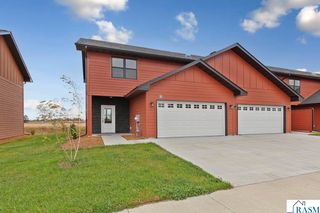 809 Viburnum Street, Belle Plaine, MN 56011