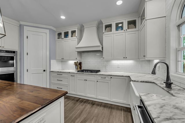 2205 Old Jay Lane, Mount Pleasant, SC 29466