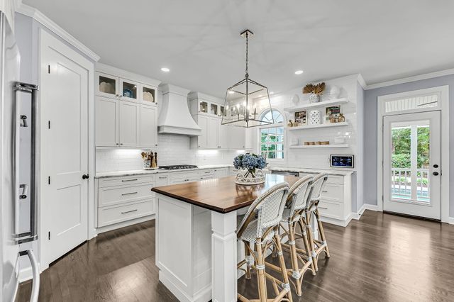 2205 Old Jay Lane, Mount Pleasant, SC 29466