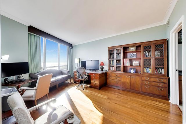 600 N Lake Shore Drive 3011, Chicago, IL 60611