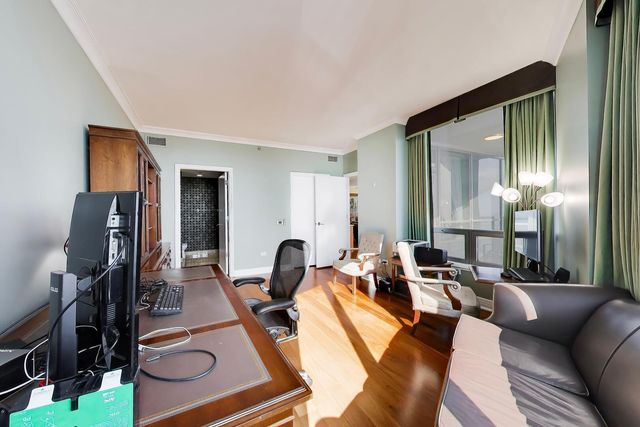 600 N Lake Shore Drive 3011, Chicago, IL 60611