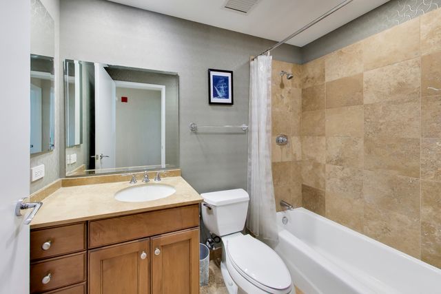 600 N Lake Shore Drive 3011, Chicago, IL 60611