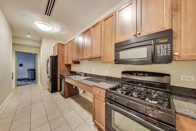 600 N Lake Shore Drive 3011, Chicago, IL 60611