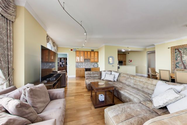 600 N Lake Shore Drive 3011, Chicago, IL 60611