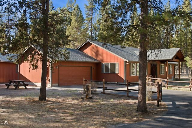 52971 Walker Way, La Pine, OR 97739