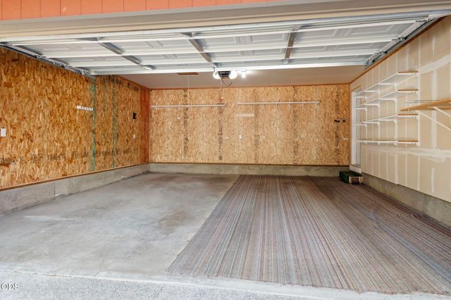 52971 Walker Way, La Pine, OR 97739