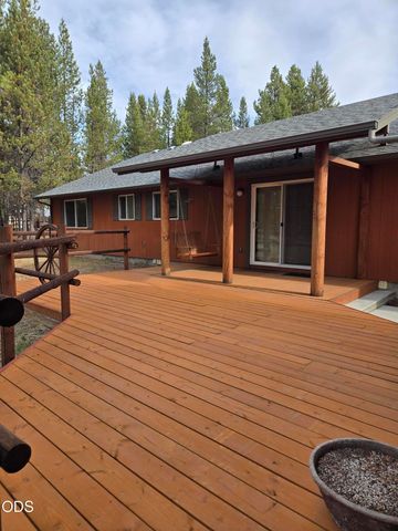 52971 Walker Way, La Pine, OR 97739