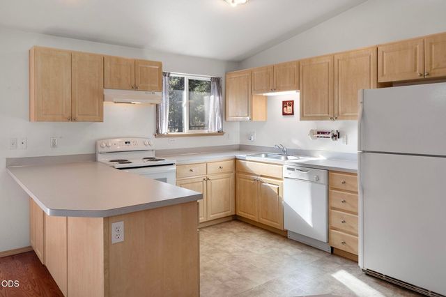 52971 Walker Way, La Pine, OR 97739