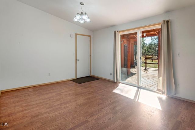52971 Walker Way, La Pine, OR 97739