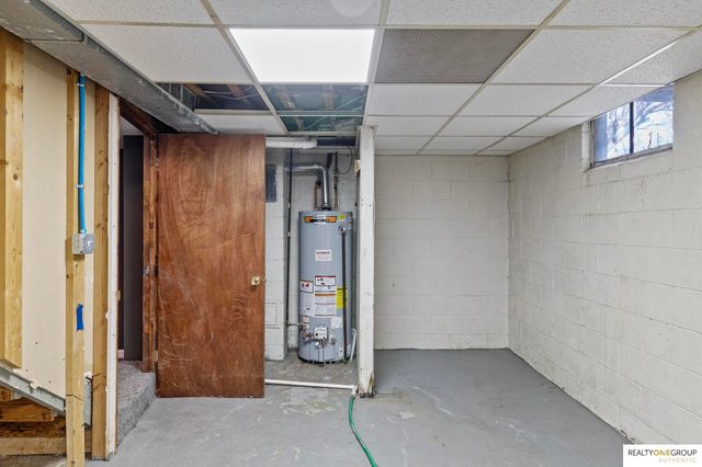 5311 N 49th Avenue, Omaha, NE 68104