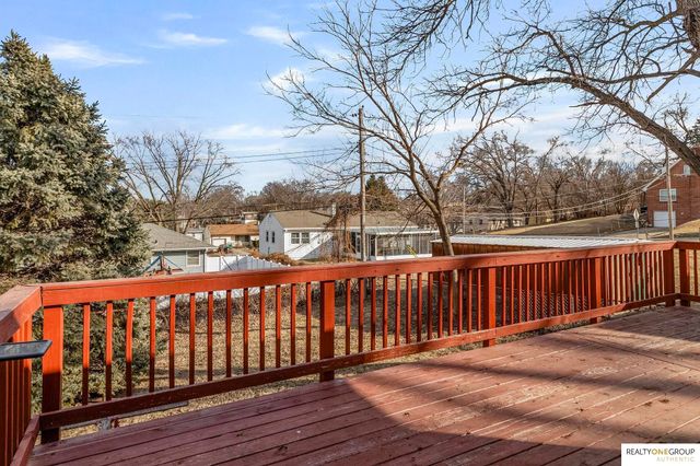 5311 N 49th Avenue, Omaha, NE 68104