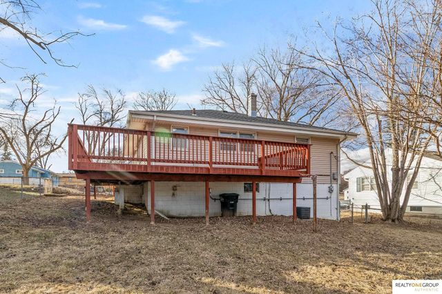 5311 N 49th Avenue, Omaha, NE 68104