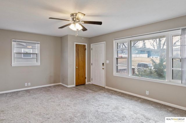 5311 N 49th Avenue, Omaha, NE 68104