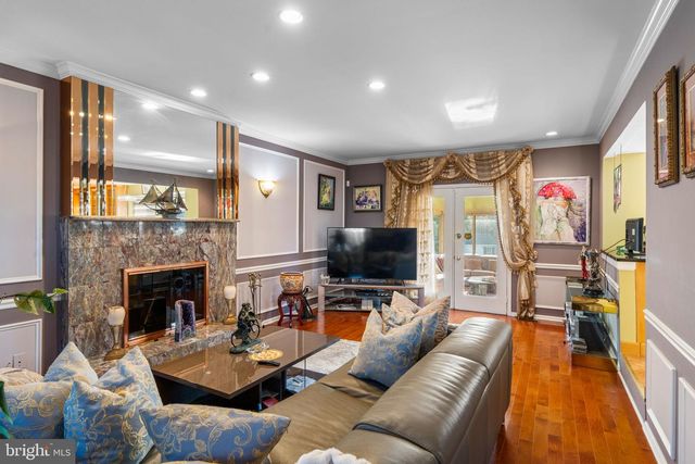 50 STARDUST DR, Southampton, PA 18966