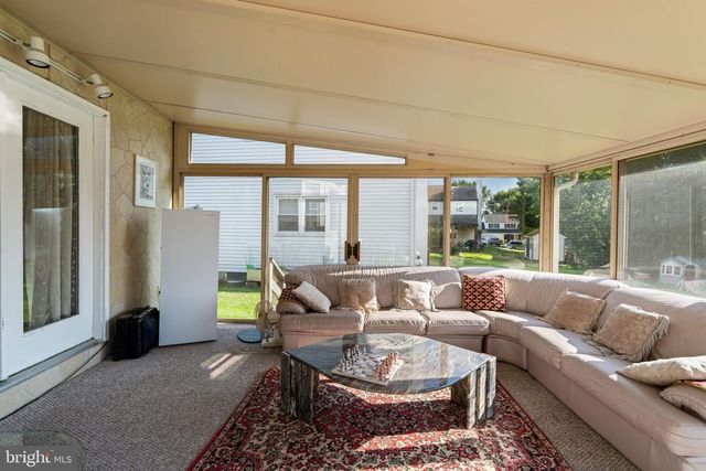 50 STARDUST DR, Southampton, PA 18966