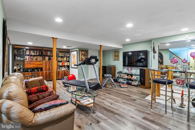 50 STARDUST DR, Southampton, PA 18966