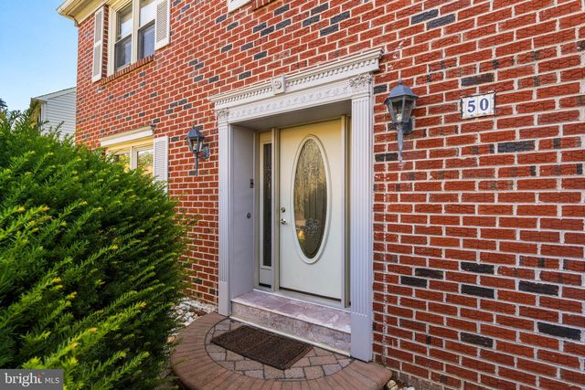 50 STARDUST DR, Southampton, PA 18966