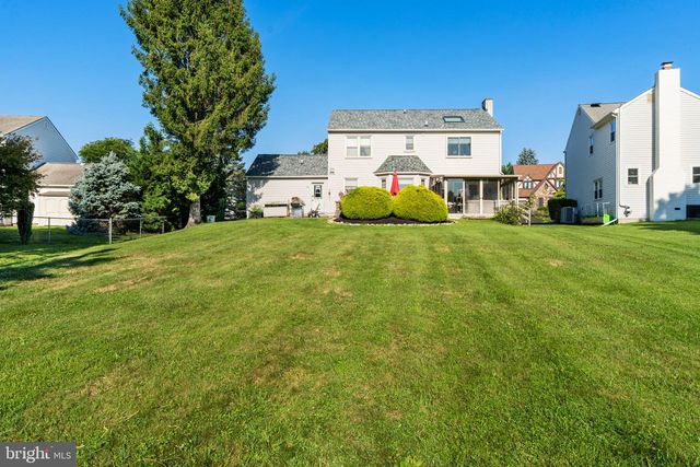 50 STARDUST DR, Southampton, PA 18966