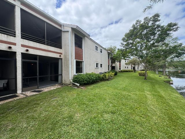 9819 NW 3rd Court 3, Plantation, FL 33324