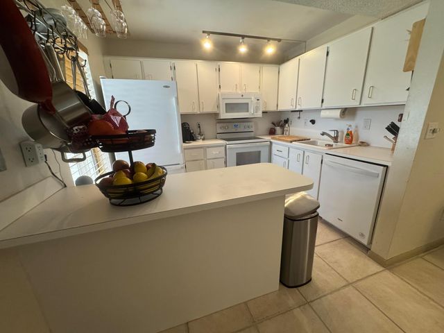 9819 NW 3rd Court 3, Plantation, FL 33324