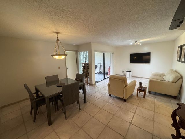 9819 NW 3rd Court 3, Plantation, FL 33324