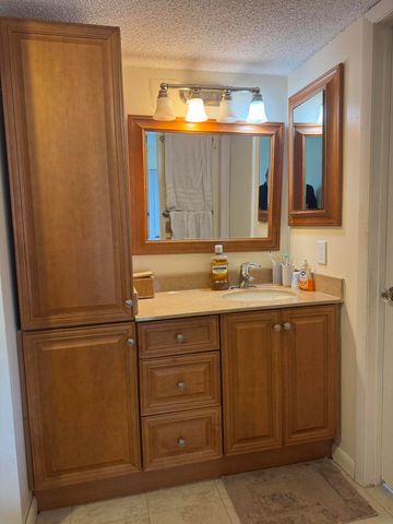 9819 NW 3rd Court 3, Plantation, FL 33324