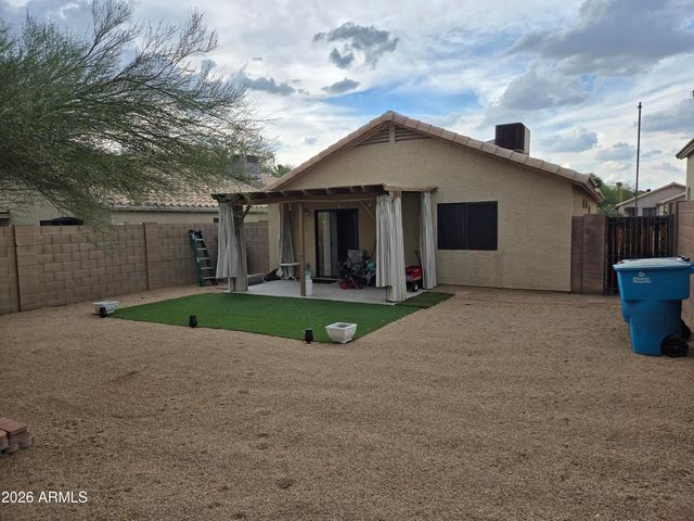 2157 E CREST Lane, Phoenix, AZ 85024