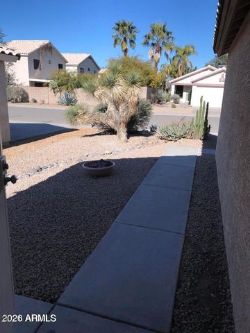 2157 E CREST Lane, Phoenix, AZ 85024