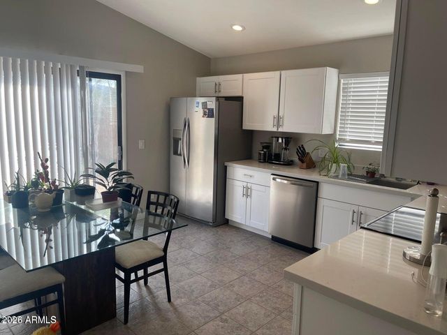 2157 E CREST Lane, Phoenix, AZ 85024