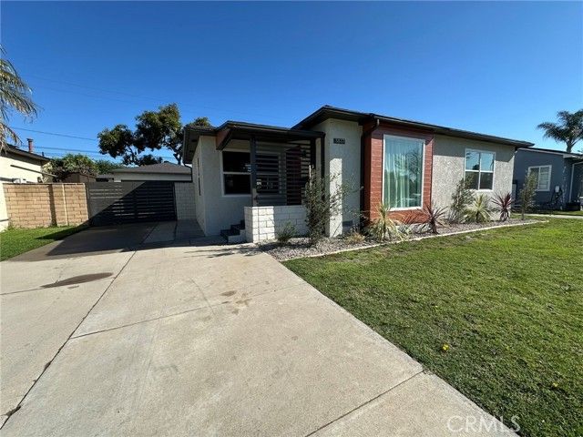 5837 E Gossamer Street, Long Beach, CA 90808
