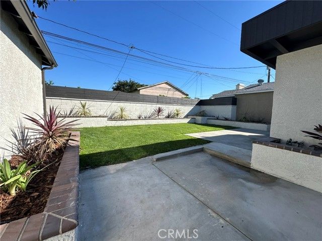5837 E Gossamer Street, Long Beach, CA 90808